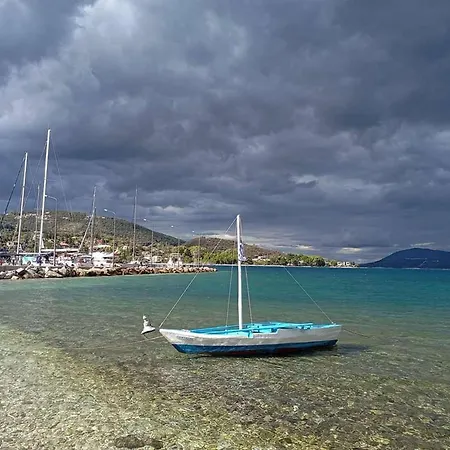2-bed In Kolivata - Sleeps 4 - Wifi - Parking Holiday home *