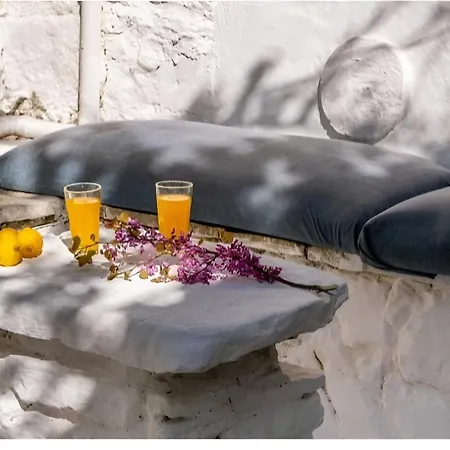 2-bed In Kolivata - Sleeps 4 - Wifi - Parking Holiday home *
