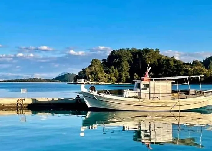 Serene Retreat In Kolivata Village
